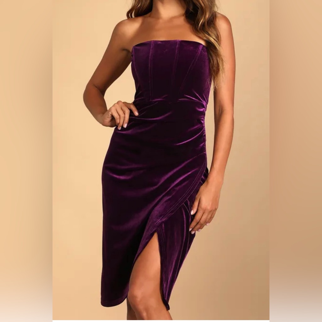 Lulu's Purple Velvet Midi Dress